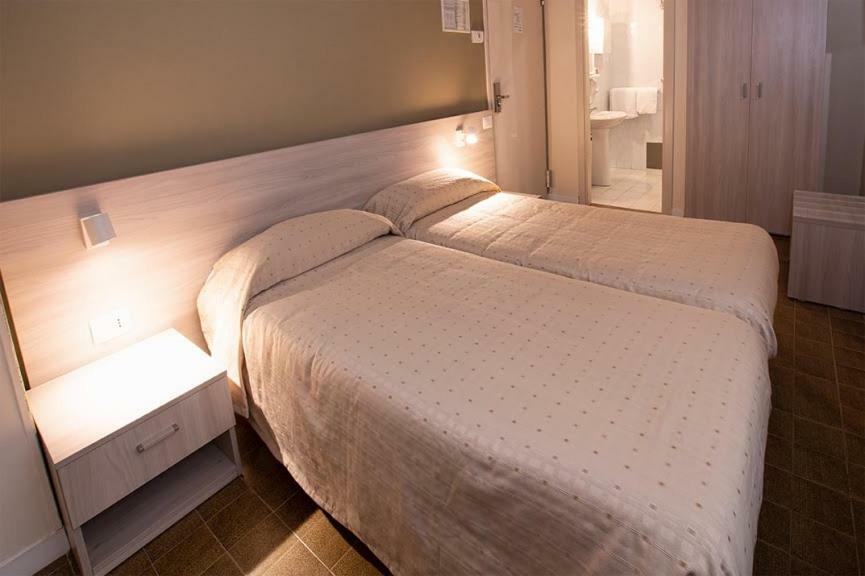 Hotel Scacciapensieri نيتّونو المظهر الخارجي الصورة
