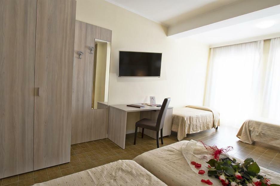 Hotel Scacciapensieri نيتّونو المظهر الخارجي الصورة