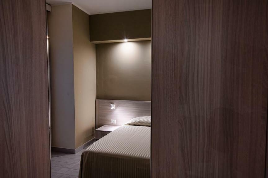 Hotel Scacciapensieri نيتّونو المظهر الخارجي الصورة