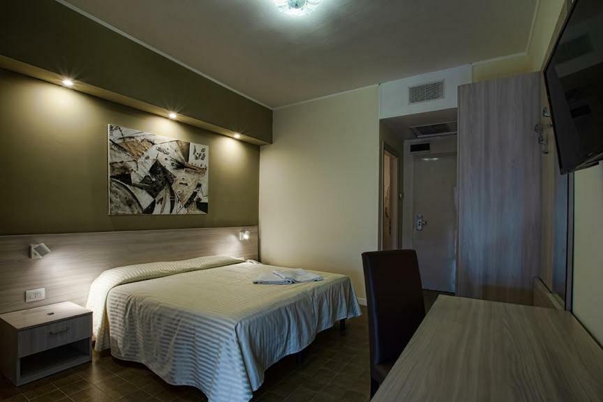 Hotel Scacciapensieri نيتّونو المظهر الخارجي الصورة