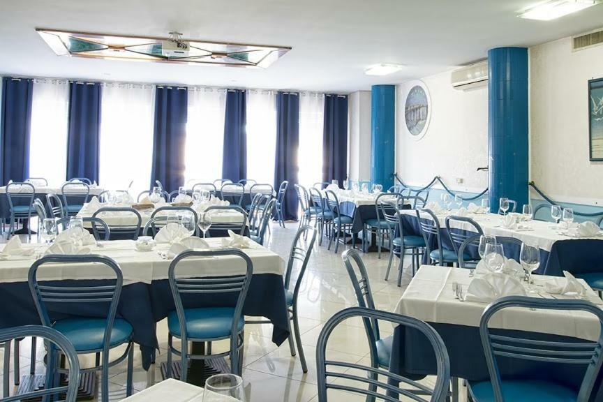 Hotel Scacciapensieri نيتّونو المظهر الخارجي الصورة