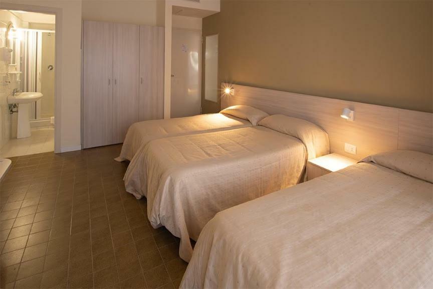 Hotel Scacciapensieri نيتّونو المظهر الخارجي الصورة