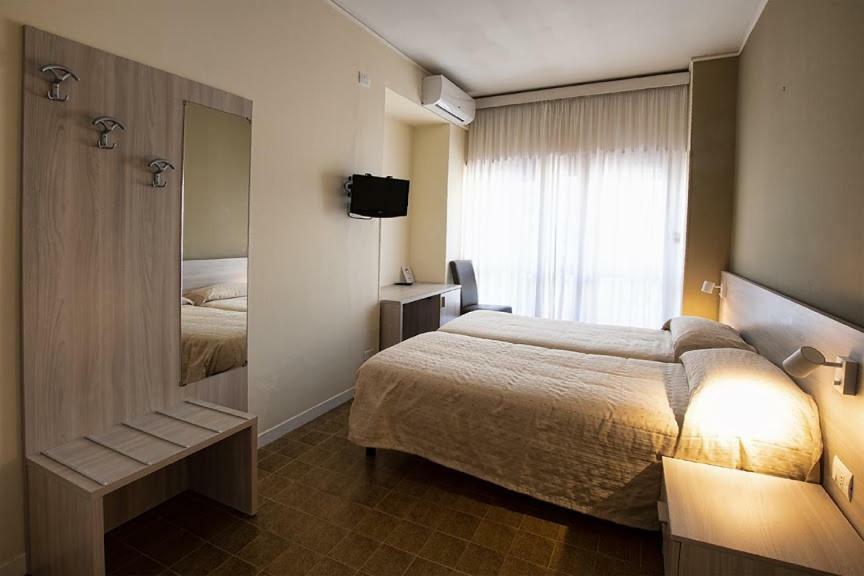 Hotel Scacciapensieri نيتّونو المظهر الخارجي الصورة